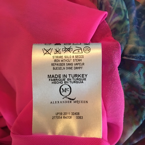 Vintage McQueen.  ❤️ - Picture 8 of 8